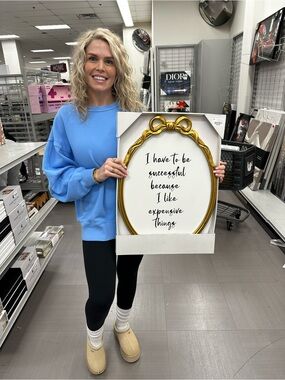 Meet your Posher, Brooke